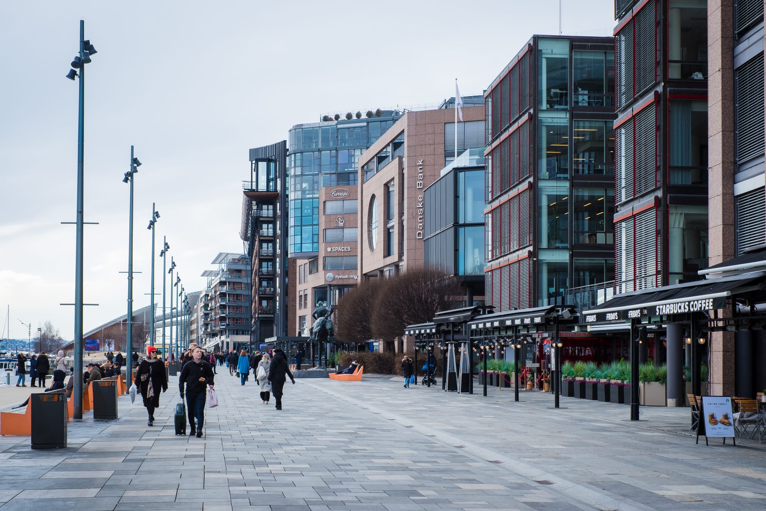 Oslo,,Norway,-,March,11,,2023:,Promenade,In,Aker,Brygge