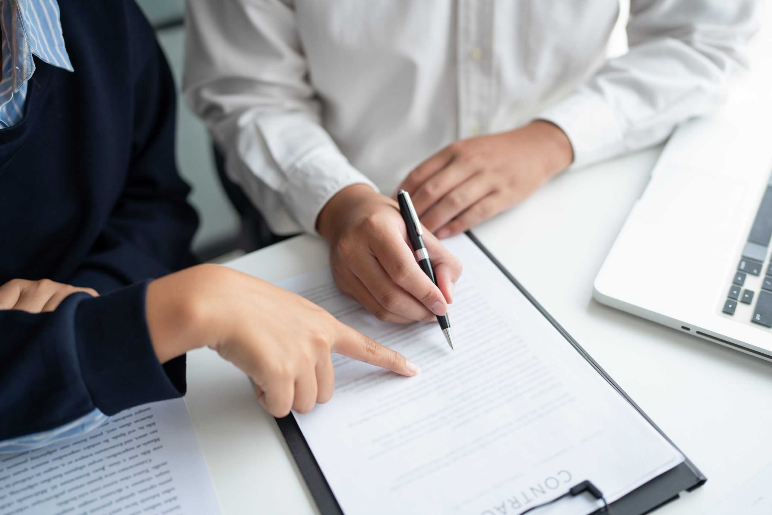 Lawyer,Businessman,Working,With,Lawbook,In,Office,Or,Courtroom,Legal